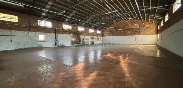 Galpão/Depósito/Armazém para alugar, 800m² no Cruzeiro, Caxias do Sul