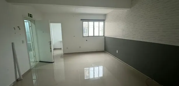 Sala Comercial para alugar, 35m² no Centro, Canoas