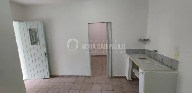 Casa com 1 Quarto para alugar, 35m² no Campanário, Diadema