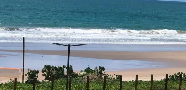 Casa de Condomínio com 4 Quartos para alugar, 180m² no , Ipojuca