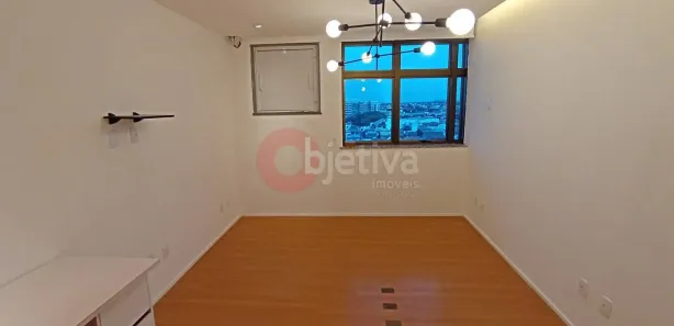 Sala Comercial para venda ou aluguel, 34m² no Centro, Cabo Frio