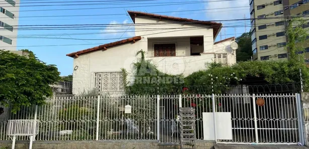 Casa com 5 Quartos à venda, 282m² no Petrópolis, Natal