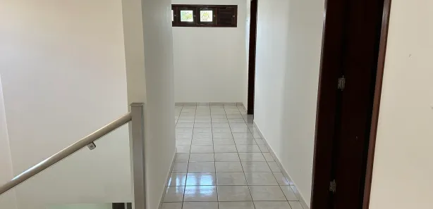 Casa de Condomínio com 4 Quartos para venda ou aluguel, 480m² no Candelária, Natal