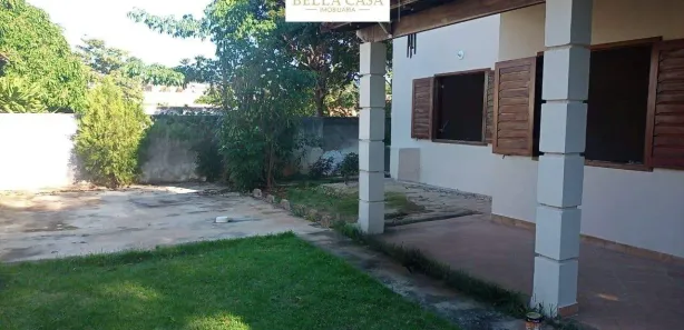 Casa com 3 Quartos para alugar, 90m² no Centro, Araruama