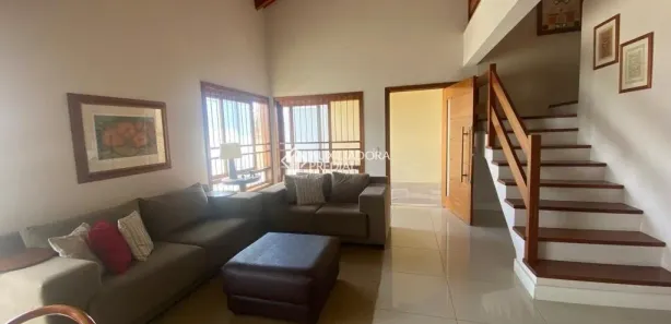 Sobrado com 4 Quartos à venda, 225m² no Parque 35, Guaíba
