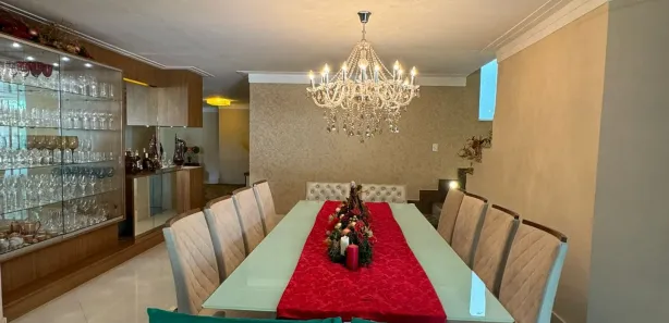 Casa de Condomínio com 5 Quartos à venda, 560m² no Candelária, Natal