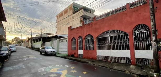 Casa com 3 Quartos à venda, 250m² no São Jorge, Manaus