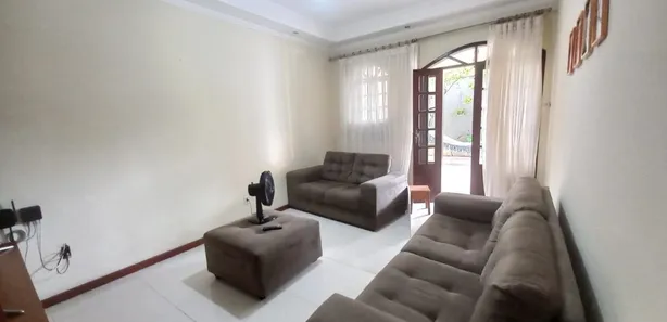 Casa com 3 Quartos à venda, 220m² no Gleba C, Camaçari