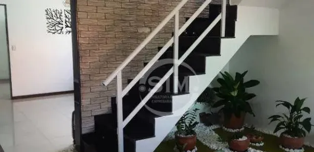 Casa com 3 Quartos para venda ou aluguel, 260m² no Ogiva, Cabo Frio