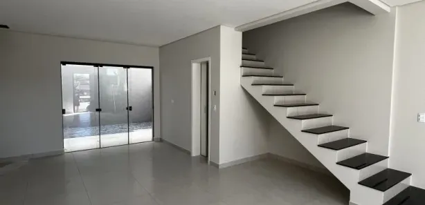 Sobrado com 3 Quartos à venda, 115m² no Sertãozinho, Matinhos