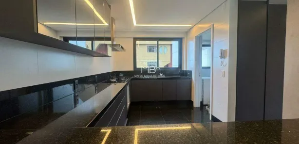 Apartamento com 4 Quartos para alugar, 150m² no Serra, Belo Horizonte