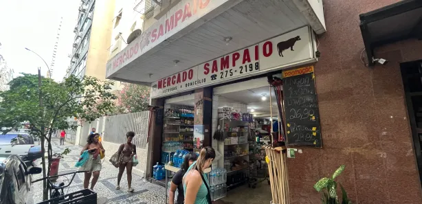 Ponto Comercial para venda ou aluguel, 87m² no Leme, Rio de Janeiro