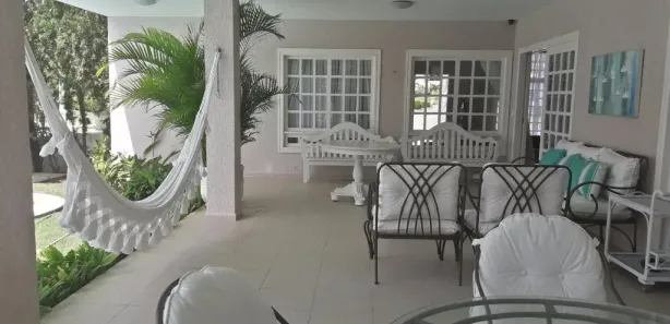 Casa de Condomínio com 5 Quartos para venda ou aluguel, 800m² no Candelária, Natal