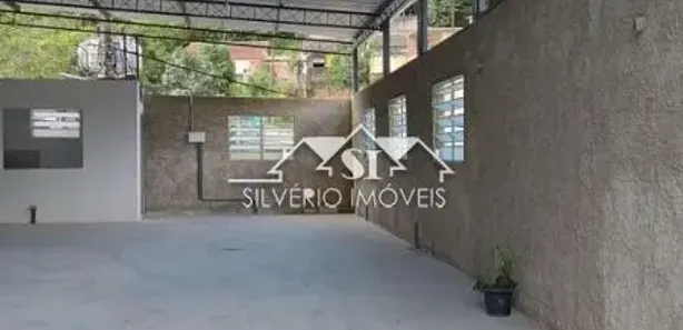 Galpão/Depósito/Armazém para alugar, 140m² no Cascatinha, Petrópolis