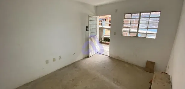 Sobrado com 2 Quartos à venda, 65m² no Parque Dourado, Ferraz de Vasconcelos