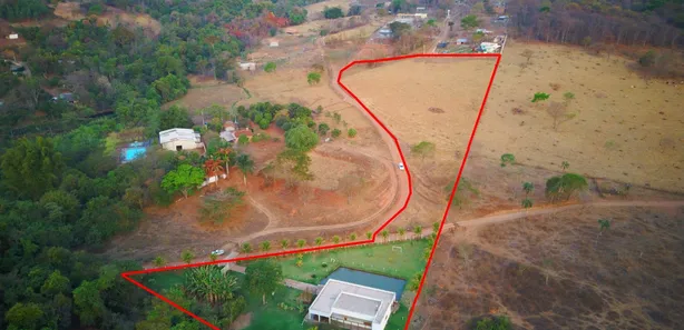 Fazenda/Sítio com 3 Quartos à venda, 20000m² no , Bonfinópolis