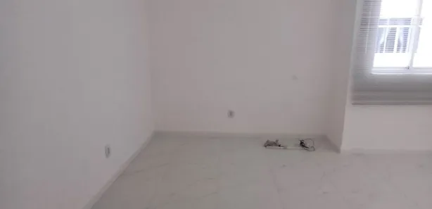 Sala Comercial para alugar, 24m² no Copacabana, Rio de Janeiro