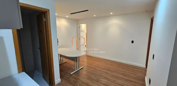 Sala Comercial para alugar, 60m² no Quarteirão Brasileiro, Petrópolis