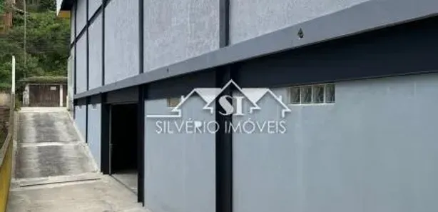 Galpão/Depósito/Armazém para alugar, 600m² no Quissama, Petrópolis