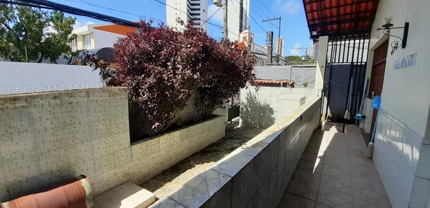 Imóvel Comercial com 5 Quartos para alugar, 240m² no Brotas, Salvador