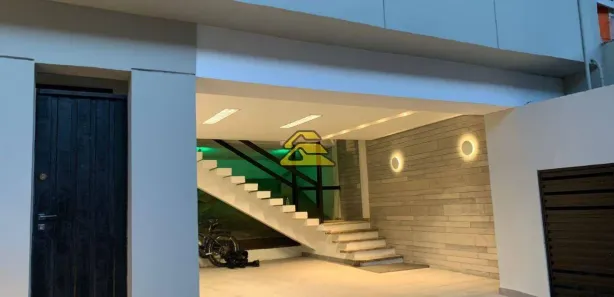 Casa com 4 Quartos para alugar, 276m² no Laranjeiras, Rio de Janeiro