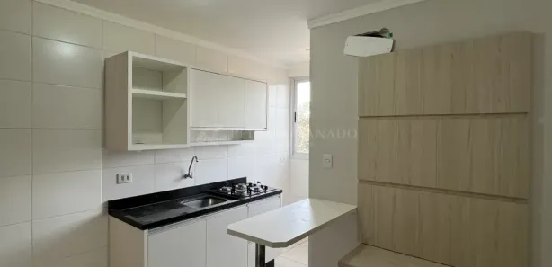 Kitnet com 1 Quarto para alugar, 26m² no Zona 07, Maringá