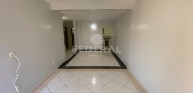 Casa com 3 Quartos para alugar, 120m² no Jardim Mariliza, Goiânia