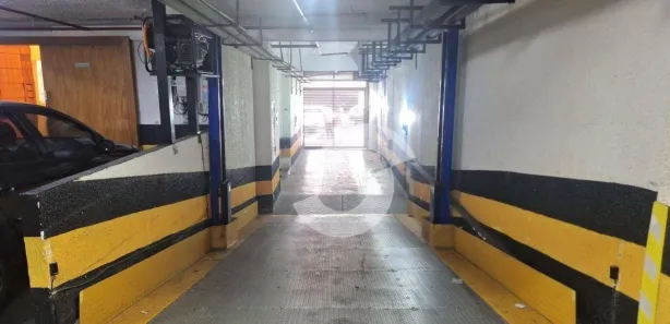 Sala Comercial à venda, 32m² no Ingá, Niterói