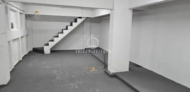 Galpão/Depósito/Armazém para alugar, 200m² no Engenho Velho da Federação, Salvador