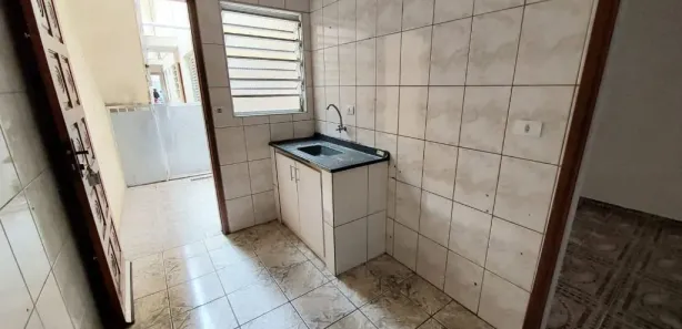 Casa com 1 Quarto para alugar, 30m² no Piraporinha, Diadema