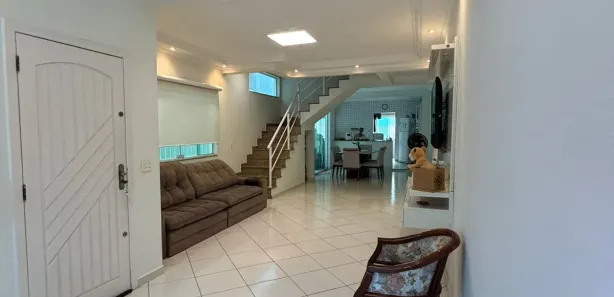 Sobrado com 3 Quartos à venda, 165m² no Jardim Las Palmas, Guarujá