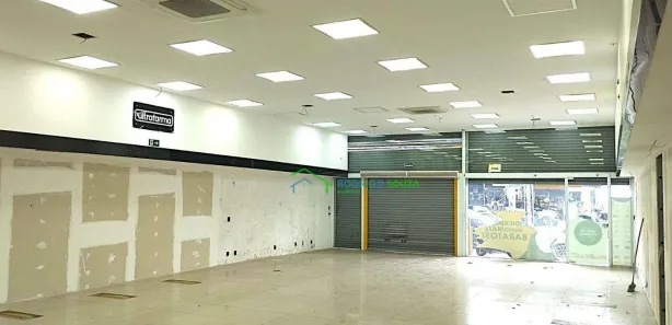 Ponto Comercial para alugar, 300m² no Vila Silva Ribeiro, Carapicuíba