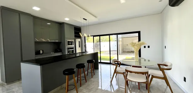 Sobrado com 2 Quartos à venda, 229m² no Centro, Nova Santa Rita