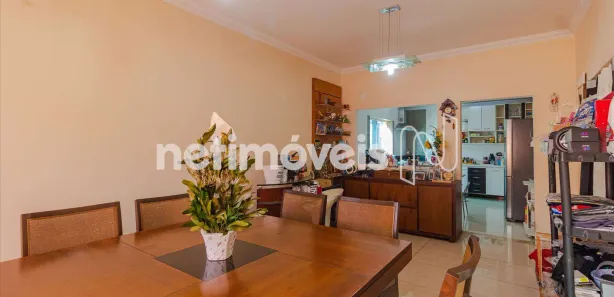 Casa com 6 Quartos para alugar, 460m² no Santa Rosa, Belo Horizonte