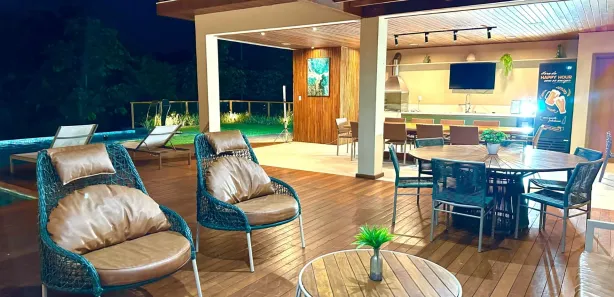 Casa de Condomínio com 8 Quartos à venda, 650m² no , Mata de São João