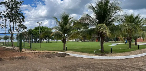 Lote/Terreno à venda, 812m² no Luzimangues, Porto Nacional