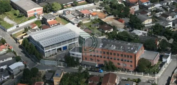 Galpão/Depósito/Armazém para venda ou aluguel, 653m² no Jardim Emília, Embu-Guaçu