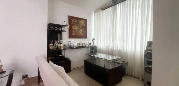 Casa com 5 Quartos à venda, 440m² no São Lucas, Belo Horizonte