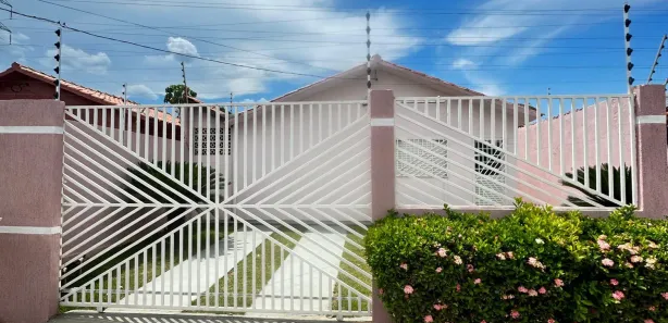 Casa com 2 Quartos à venda, 250m² no Novo Mundo, Várzea Grande