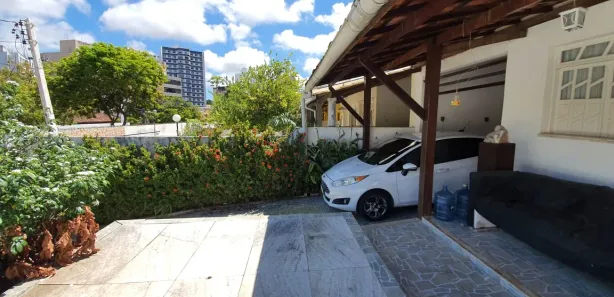 Casa com 3 Quartos à venda, 360m² no Pituba, Salvador