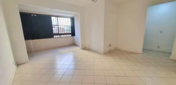 Apartamento com 3 Quartos para alugar, 98m² no Jardim Armação, Salvador