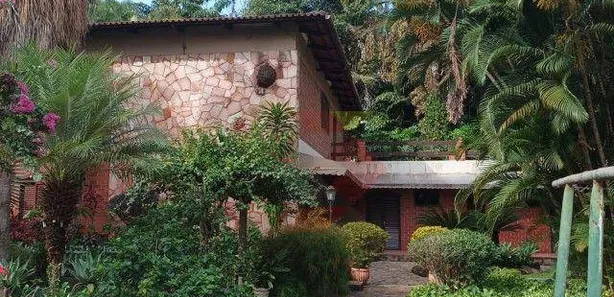 Fazenda/Sítio com 6 Quartos para alugar, 9730m² no Setor Campinas, Goiânia