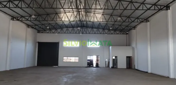 Galpão/Depósito/Armazém com 1 Quarto para alugar, 585m² no Paiçandu, Paiçandu