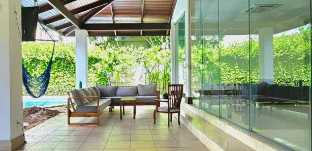 Casa de Condomínio com 5 Quartos à venda, 800m² no Candelária, Natal