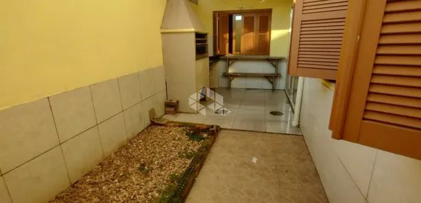 Prédio Residencial com 5 Quartos à venda, 140m² no Igara, Canoas
