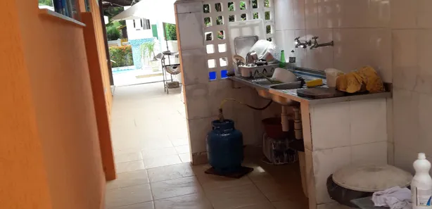 Casa com 5 Quartos para venda ou aluguel, 200m² no , Vera Cruz