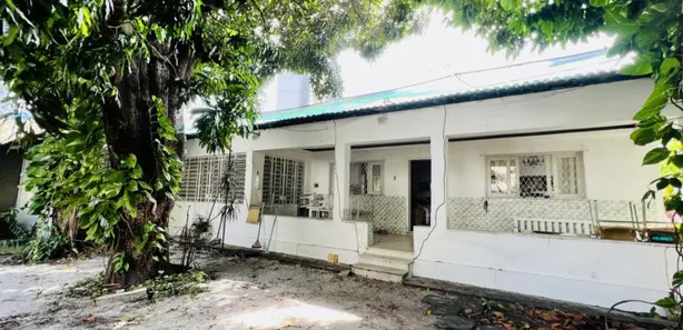 Casa com 7 Quartos para alugar, 400m² no Boa Vista, Recife