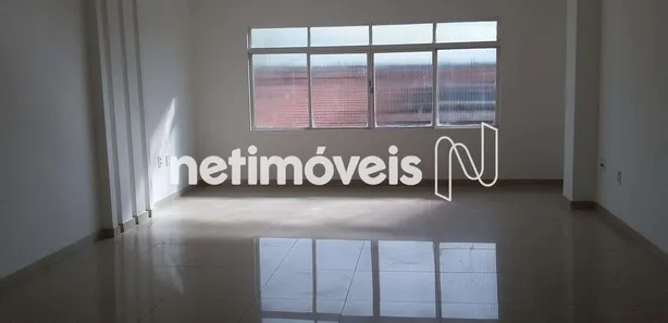 Sala Comercial à venda, 52m² no Taguatinga Norte, Brasília