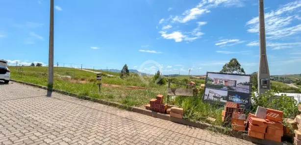 Lote/Terreno à venda, 300m² no 4 Colônias, Campo Bom