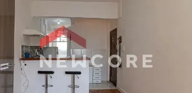 Kitnet à venda, 38m² no Santa Cecília, São Paulo